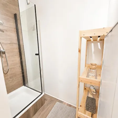 Luma - 4-rooms - Family - Ground Floor - Wifi - - 8p Appartement